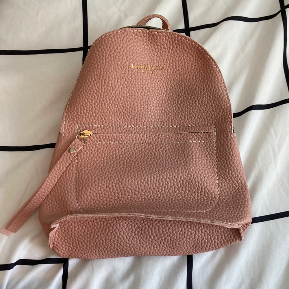 Cute Mini Backpack - image 1